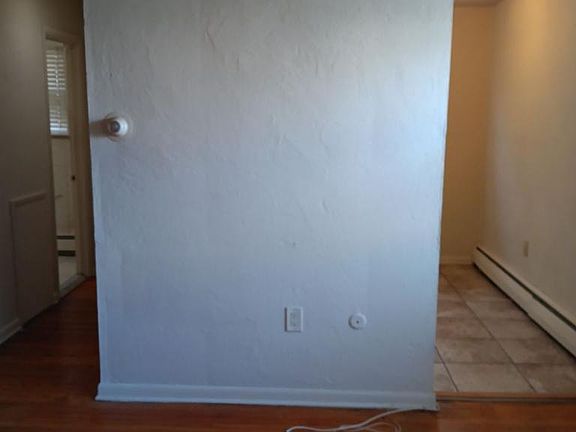 4th image of 3614 Berry Ave