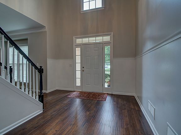 3rd image of 2519 Camata Way
