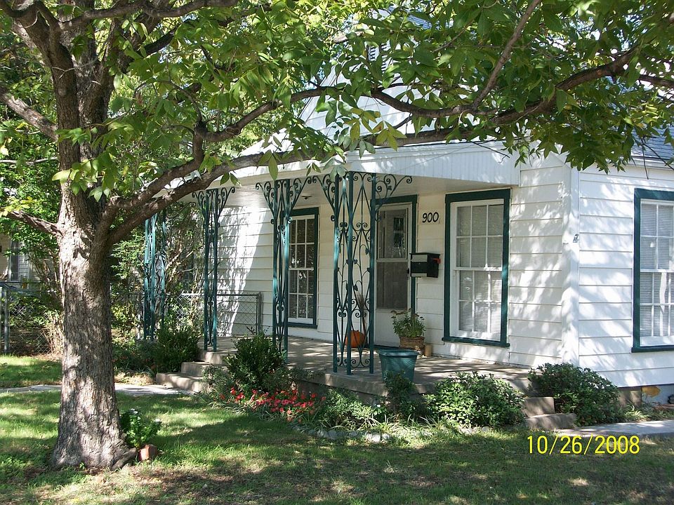 Covered Front Porch