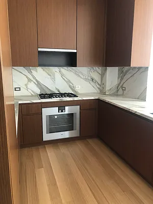 Rented by E Realty International Corp | media 46