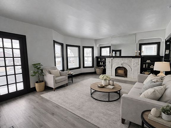 3rd image of 3611 E 147th St #2