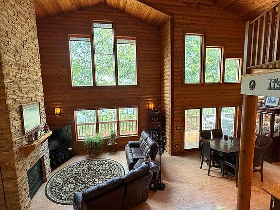 2nd image of 5283 S Pine Lake Ln