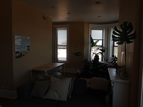 4th image of 1363 N Ashland Ave