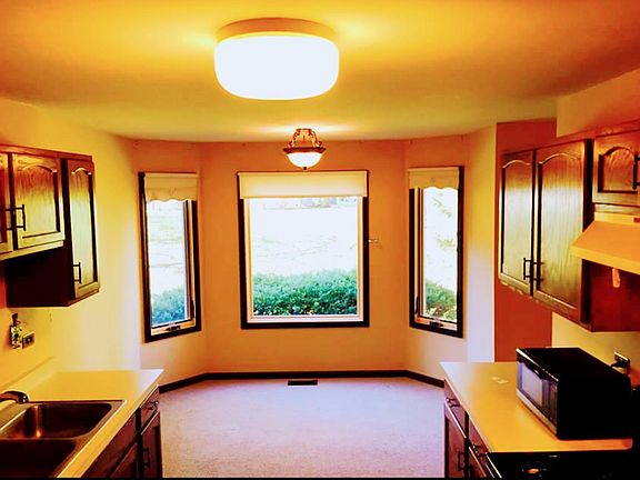 2nd image of 1823 Fox Run Dr #D6