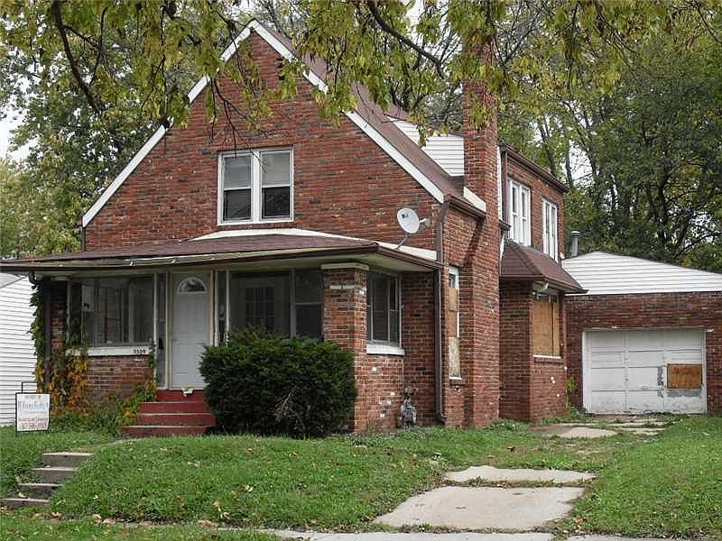 2nd image of 2509 N Sangster Ave
