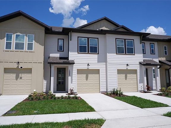 2nd image of 1025 Plantation Ln
