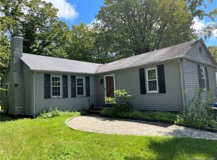 976 Storrs Rd, Mansfield, CT 06268