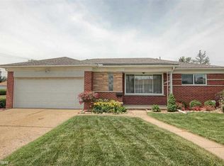 28609 Gilbert Dr, Warren, MI