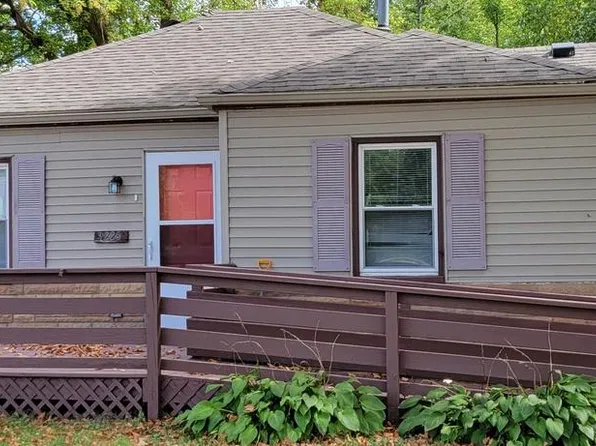 3225 Crooks Rd, Rochester Hills, MI 48309