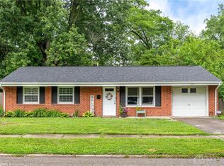 548 Mount Vernon Dr, Xenia, OH 45385