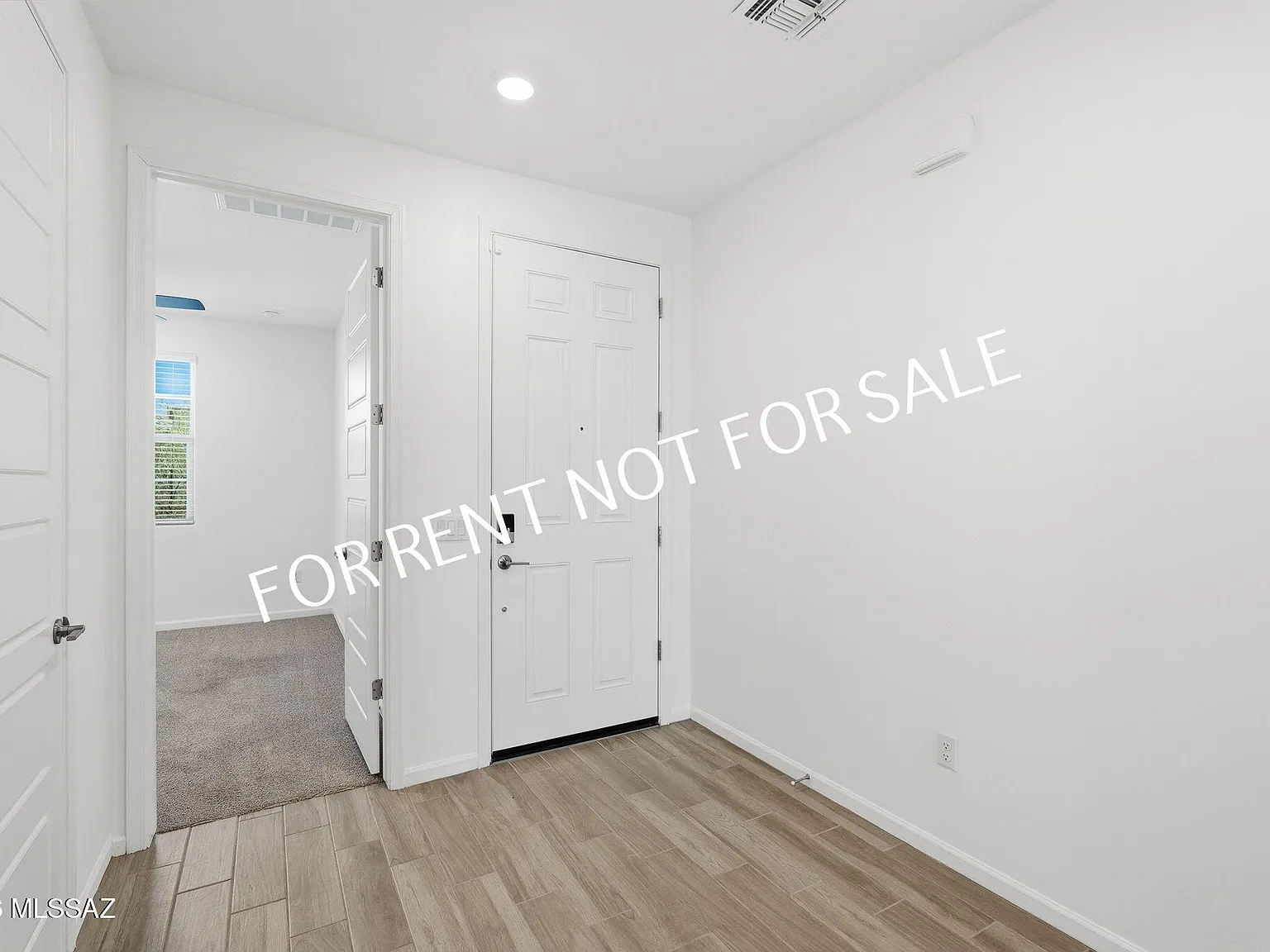 4 bed, 2.0 bath, 1859 sqft, $1,995 — Photo 2