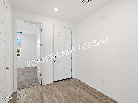 3rd image of 13142 E Cembeline Ln