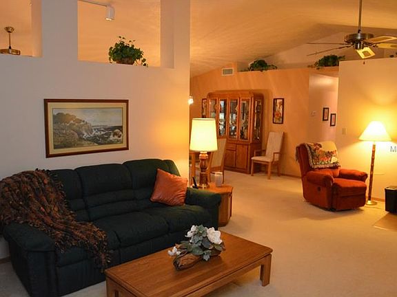 5th image of 2095 Peninsular Dr