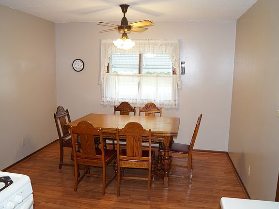 3rd image of 1138 Lincoln Ave