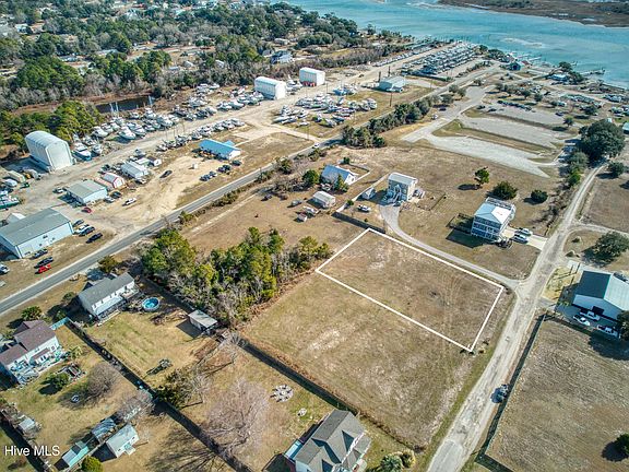 4th image of Tract B Twin Oaks Drive