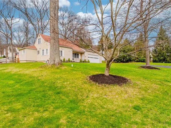 9 Woodside Drive, Warwick, NY 10990