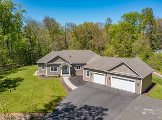 14 Mountain Laurel Way, Portland, CT 06480