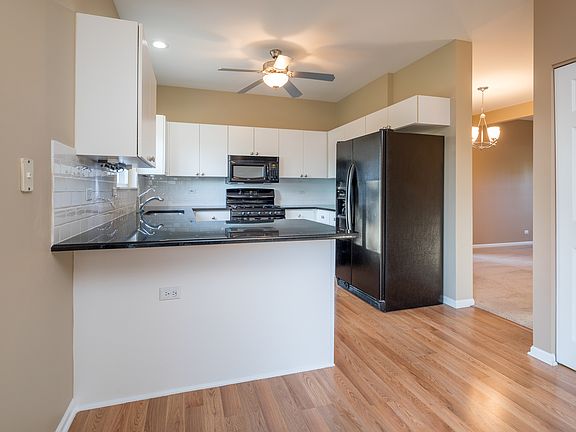 3rd image of 2911 Melbourne Ln