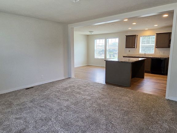 3rd image of 1199 E Santa Fe #324