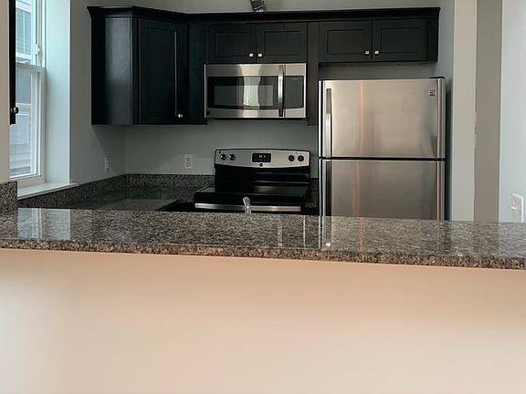 2nd image of 140 Sussex Ave #407