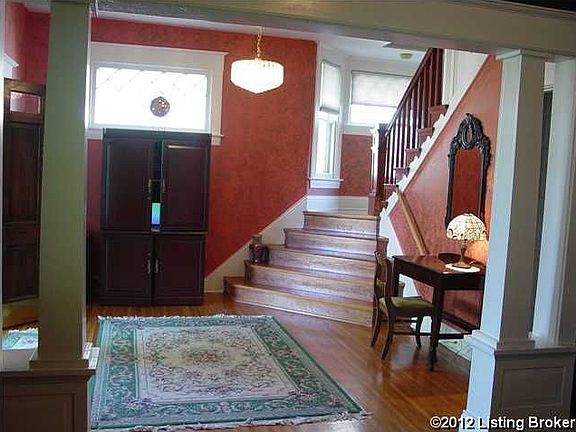 2nd image of 1912 Sils Ave