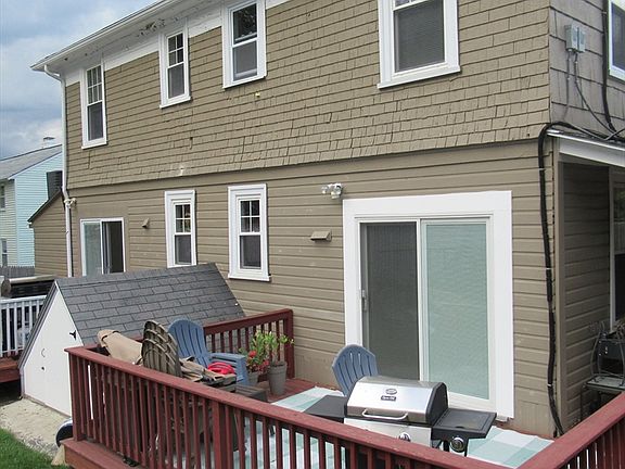 3rd image of 85-87 Belrose Ave
