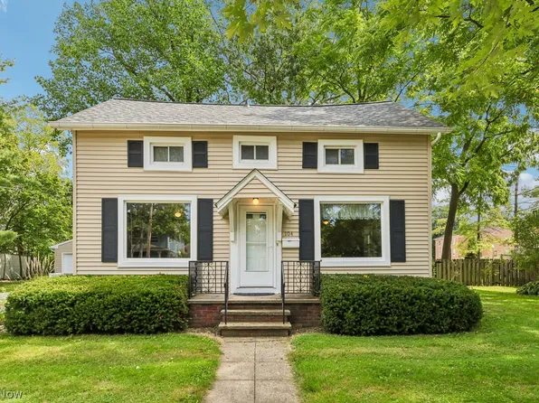 104 Seminary St, Berea, OH 44017