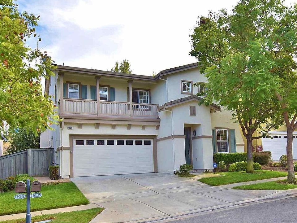 2nd image of 1039 White Birch Dr