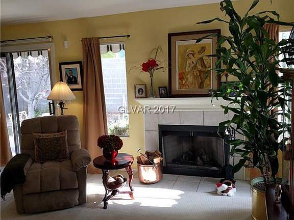 5th image of 7094 Knoll View Dr
