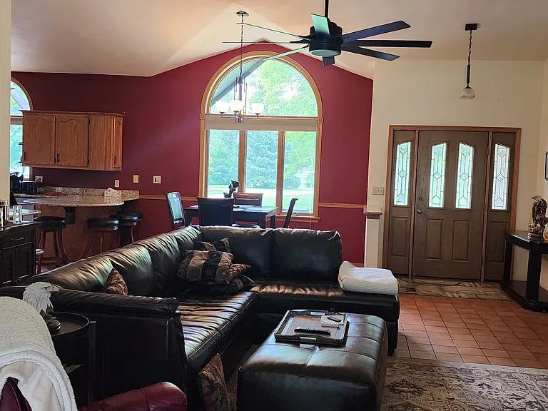 2530 W American Dr — Photo 10