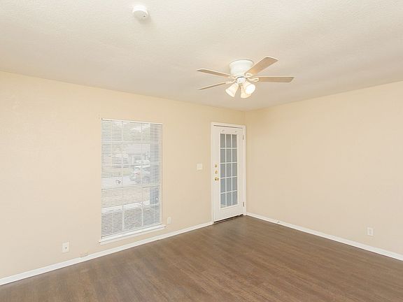 4th image of 9627 Quicksilver Dr