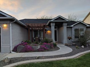 2611 Autumncrest St, Caldwell, ID 83607