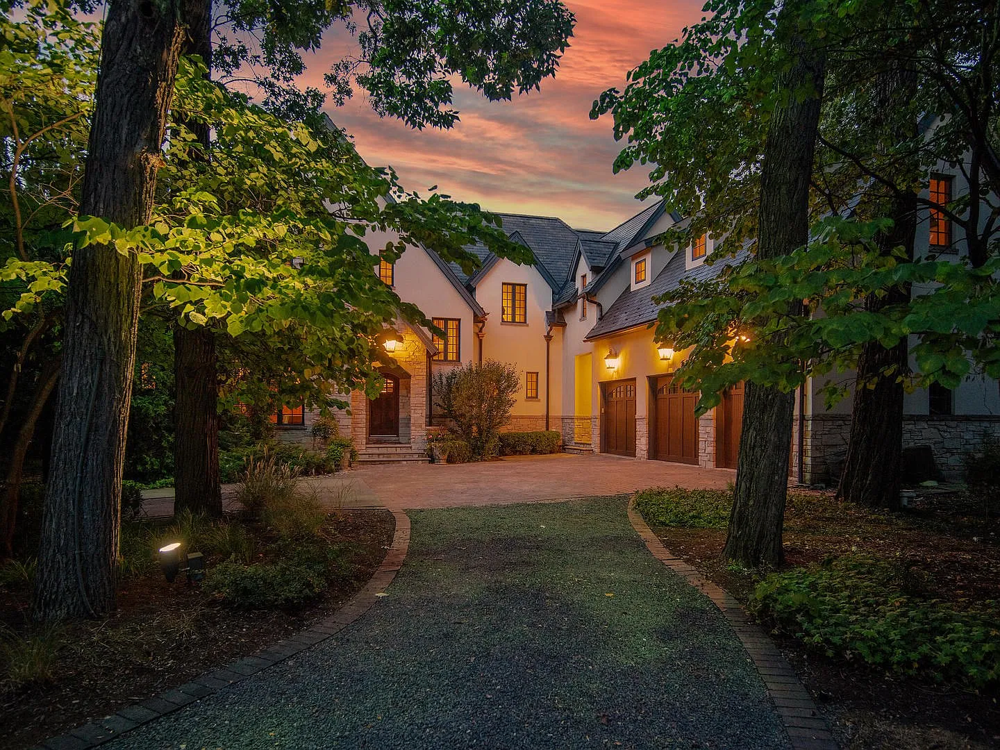 307 Briargate Ter photo 1