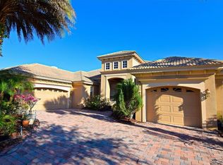 8468 Dunham Station Dr, Tampa, FL 33647
