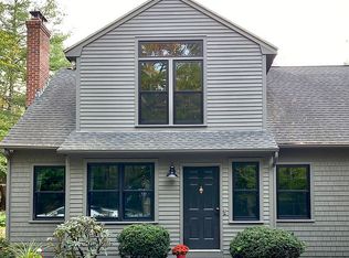 17 Brightman Hills Rd, Hope Valley, RI 02832