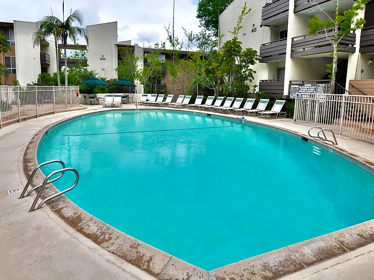 1621 Hotel Cir S #E304 — Photo 21