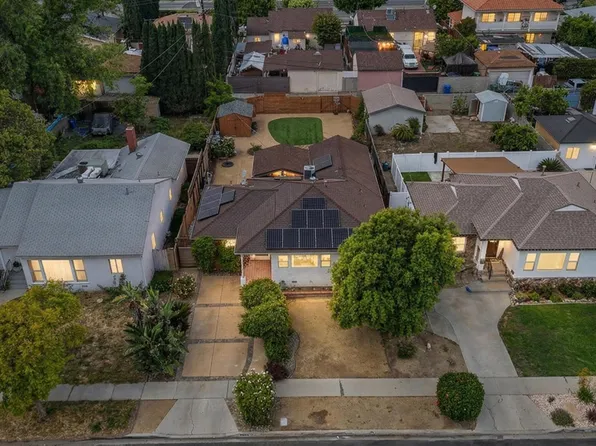 7039 Sylvia Ave, Reseda, CA 91335