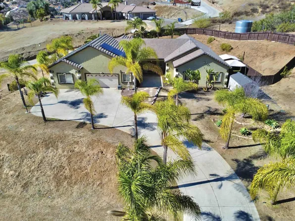 1804 Vista De La Montana, El Cajon, CA 92019