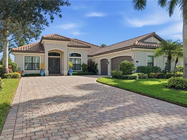 3328 Runaway Ln, Naples, FL 34114