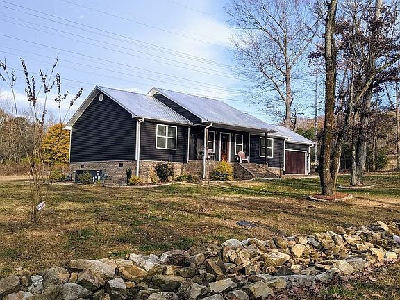 4th image of 120 Newport Dr