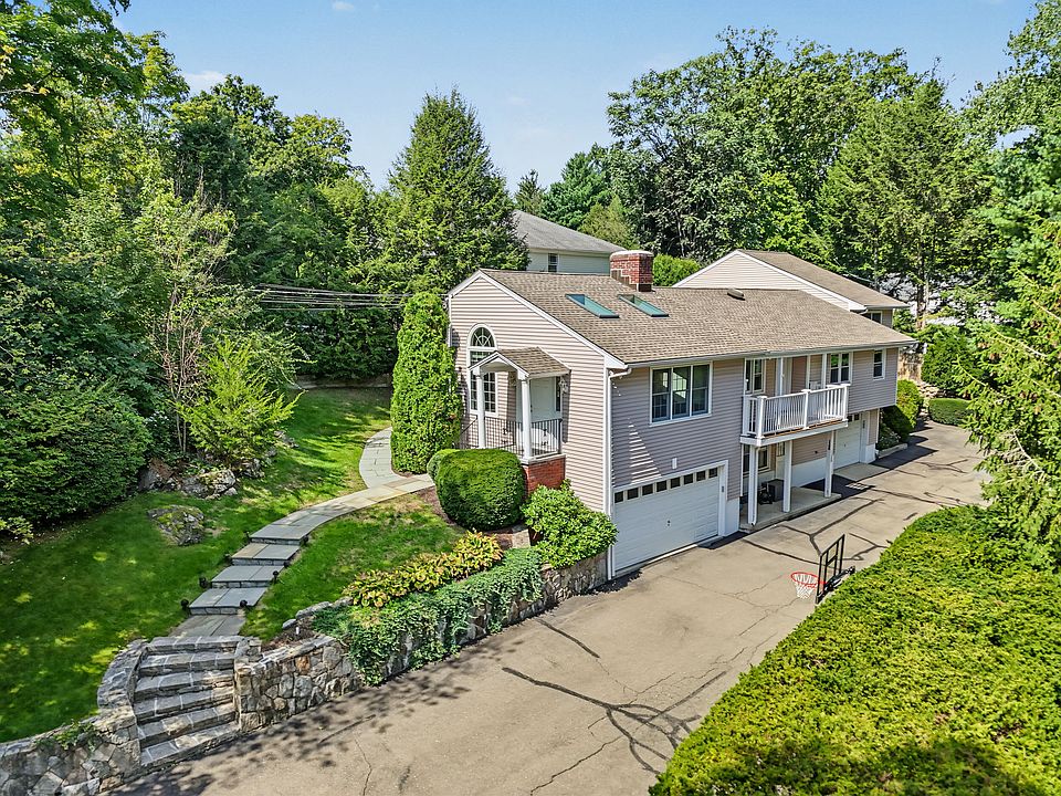 1st image of 115 Parade Hill Rd #A