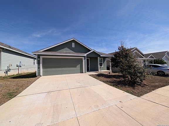 2nd image of 10219 Robbins Creek