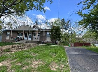 4020 Vira Rd, Stow, OH 44224
