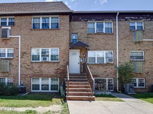 97 College Dr #97, Edison, NJ 08817