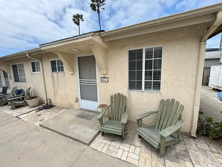 5058-68 Santa Monica Ave — Photo 12