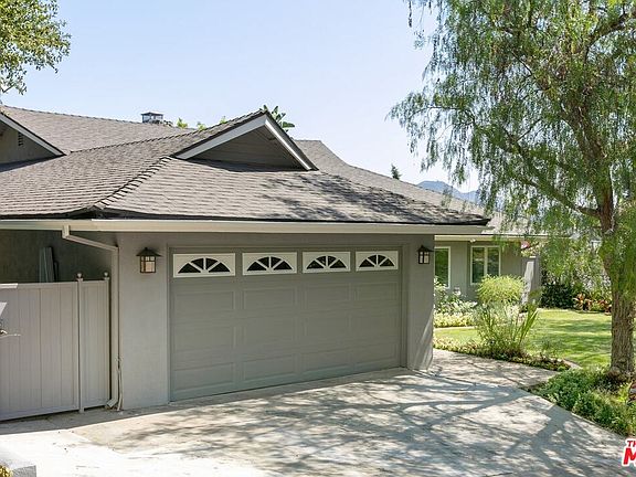 3rd image of 10935 Alta View Dr