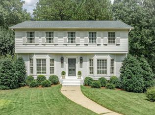 4921 Brandywood Cir, Mountain Brook, AL 35223