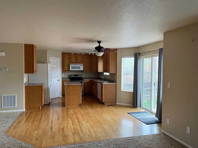 1733 Fossil Creek Pkwy — Photo 14