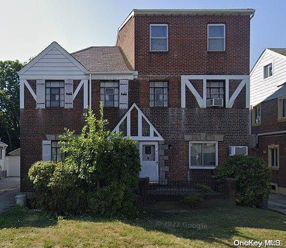 1st image of 141-40 72nd Avenue