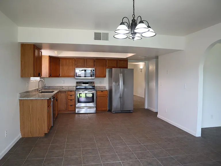 1416 Ocotillo Dr — Photo 5